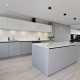 Supreme White Koket Designat Av Woodshed Inredning