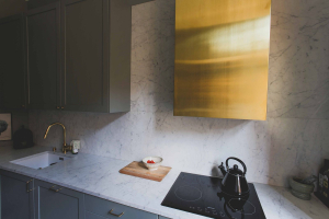 Bianco-Carrara-med-stankskydd-1